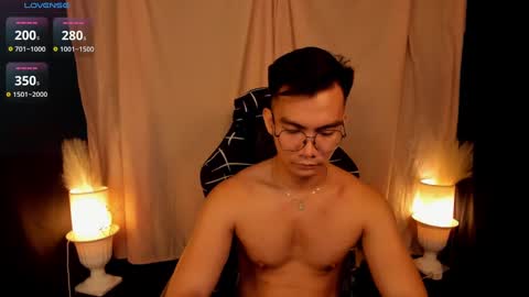 Snapshot of 000batman000 chatting on February 2025 03:36:01 AM Bruce online show from February 2025 03:36:01 AM