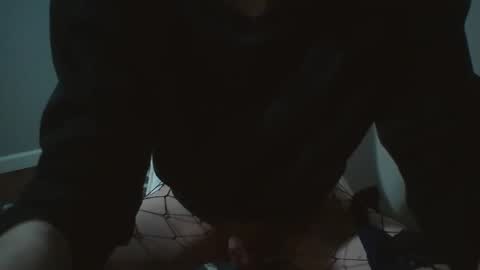 Trisi02 online show from December 2025 03:59:01 AM