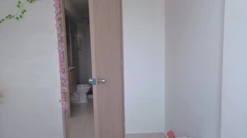 Snapshot of 0ne_of_0ne chatting on October 2025 03:13:01 PM Steven e online show from October 2025 03:13:01 PM