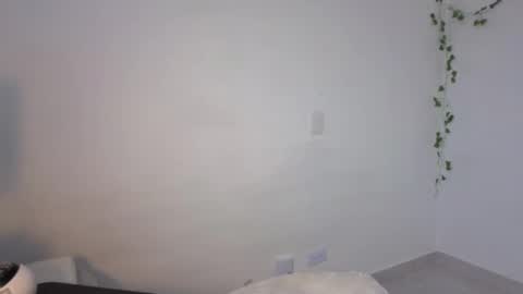 Snapshot of 0ne_of_0ne chatting on November 2025 07:02:02 PM Steven e online show from November 2025 07:02:02 PM