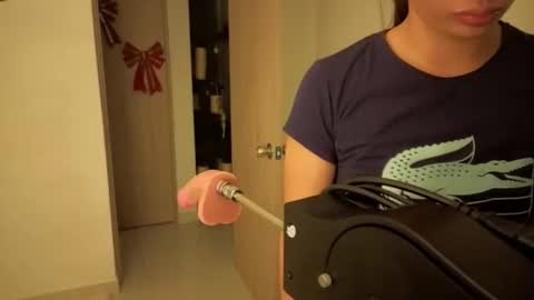 Snapshot of 0ne_of_0ne chatting on November 2025 11:17:01 PM Steven e online show from November 2025 11:17:01 PM