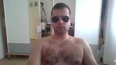 Snapshot of 0trkshmnhot0 chatting on February 2025 09:19:01 AM trkshmn online show from February 2025 09:19:01 AM