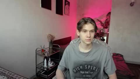 Snapshot of 0verlandd chatting on November 2025 09:53:01 AM Adam online show from November 2025 09:53:01 AM