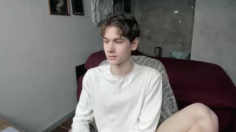 Adam online show from March 2026 05:13:01 AM