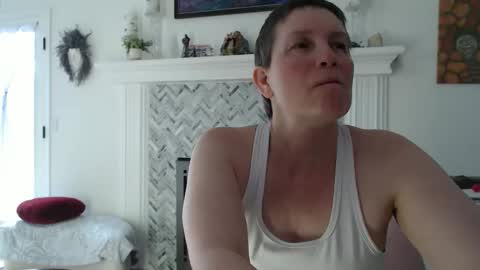 Aurora Willows online show from March 2026 09:06:01 PM