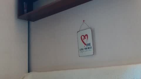 12ennie online show from October 2025 09:40:02 AM