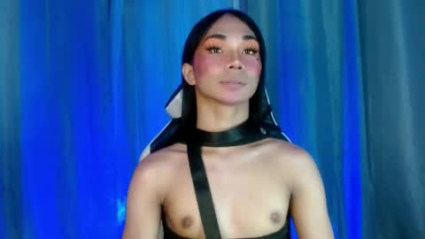 Snapshot of 18_nicole chatting on December 2024 05:04:01 PM barbie online show from December 2024 05:04:01 PM