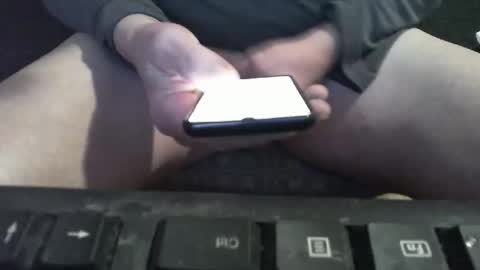 Snapshot of 19georg54 chatting on February 2026 01:31:02 PM 19georg54 online show from February 2026 01:31:02 PM