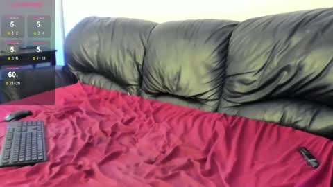 LAzy online show from April 2026 07:58:01 PM