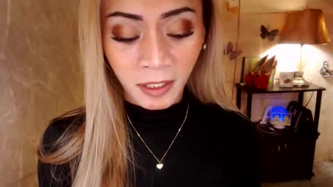 angel online show from November 2025 11:29:01 PM