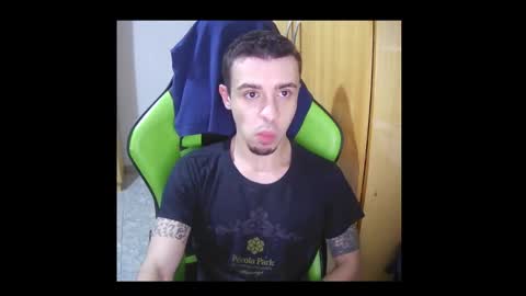 Snapshot of 1good_vibes1 chatting on February 2025 09:46:01 AM 1good_vibes1 online show from February 2025 09:46:01 AM