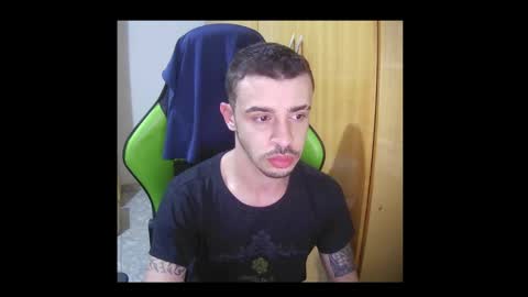 Snapshot of 1good_vibes1 chatting on February 2025 08:39:01 AM 1good_vibes1 online show from February 2025 08:39:01 AM