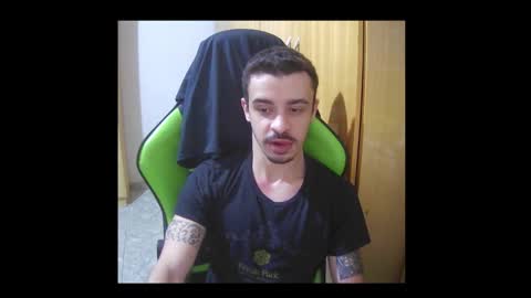 Snapshot of 1good_vibes1 chatting on September 2025 05:18:02 AM 1good_vibes1 online show from September 2025 05:18:02 AM