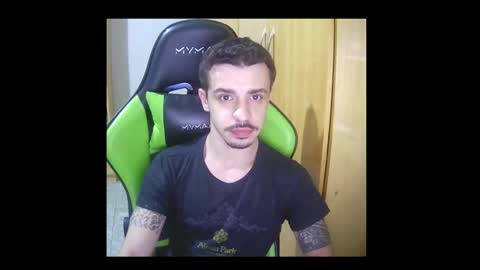 Snapshot of 1good_vibes1 chatting on October 2025 02:28:02 AM 1good_vibes1 online show from October 2025 02:28:02 AM