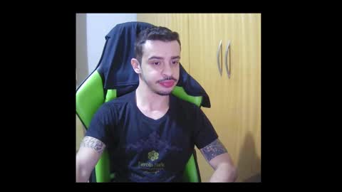 Snapshot of 1good_vibes1 chatting on November 2025 02:58:02 AM 1good_vibes1 online show from November 2025 02:58:02 AM