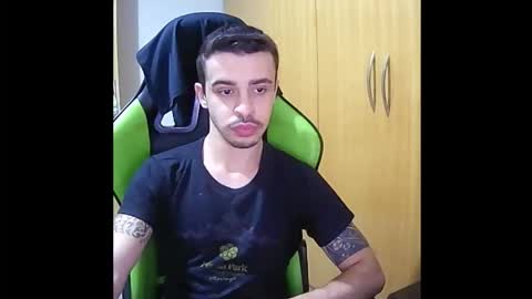 Snapshot of 1good_vibes1 chatting on November 2025 03:27:01 AM 1good_vibes1 online show from November 2025 03:27:01 AM