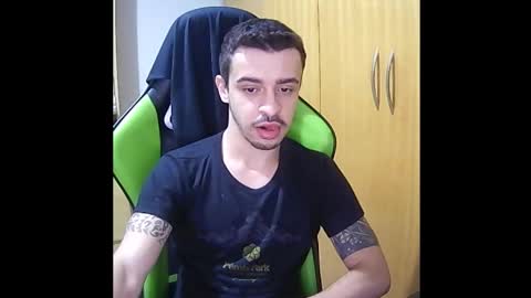 Snapshot of 1good_vibes1 chatting on November 2025 04:35:01 AM 1good_vibes1 online show from November 2025 04:35:01 AM