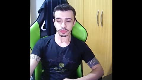 Snapshot of 1good_vibes1 chatting on November 2025 04:17:02 AM 1good_vibes1 online show from November 2025 04:17:02 AM