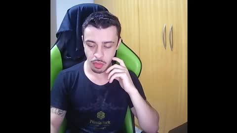 Snapshot of 1good_vibes1 chatting on November 2025 08:03:01 AM 1good_vibes1 online show from November 2025 08:03:01 AM