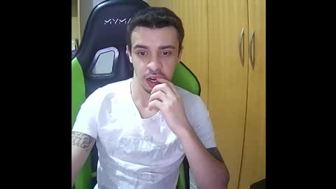 Snapshot of 1good_vibes1 chatting on December 2025 02:27:01 AM 1good_vibes1 online show from December 2025 02:27:01 AM