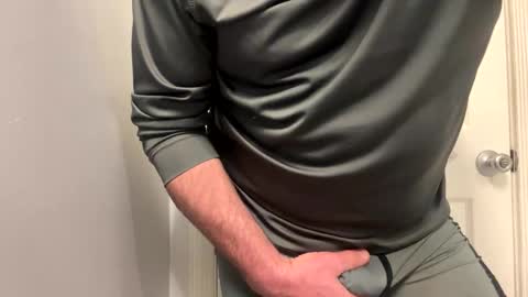 1hunglo412 online show from February 2026 04:57:01 AM