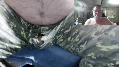 Snapshot of 1isallineed chatting on February 2025 05:20:02 PM Pussy Slayer online show from February 2025 05:20:02 PM