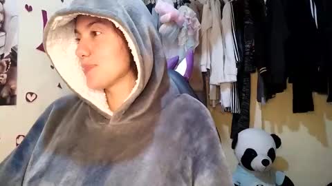 1kandylove online show from October 2025 02:25:02 AM