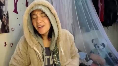 1kandylove online show from November 2025 07:13:01 PM