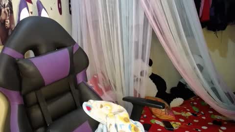 1kandylove online show from November 2025 08:36:02 AM