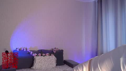 Mia online show from May 2026 12:48:01 AM