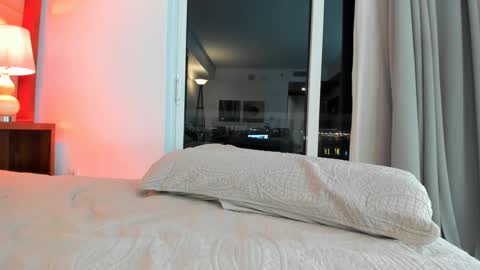 Snapshot of 1lovely1 chatting on December 2024 03:53:01 AM Onna online show from December 2024 03:53:01 AM