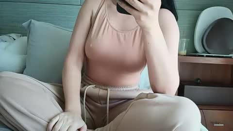 Onna online show from April 2026 03:39:01 PM