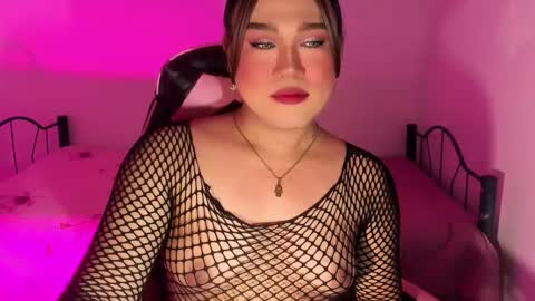 1lovelymess online show from November 2025 02:53:02 AM