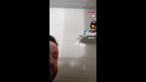 Snapshot of 1machine1guy chatting on December 2025 12:32:01 PM Clay online show from December 2025 12:32:01 PM