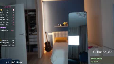 Snapshot of 1mari_01 chatting on September 2025 06:08:02 PM Marie online show from September 2025 06:08:02 PM