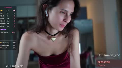 Snapshot of 1mari_01 chatting on September 2025 06:31:01 PM Marie online show from September 2025 06:31:01 PM