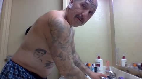 TheShyOne18 online show from April 2026 06:16:01 PM