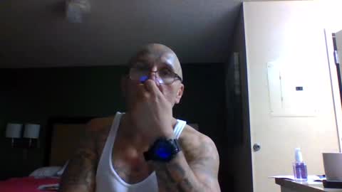 TheShyOne18 online show from April 2026 10:07:02 AM