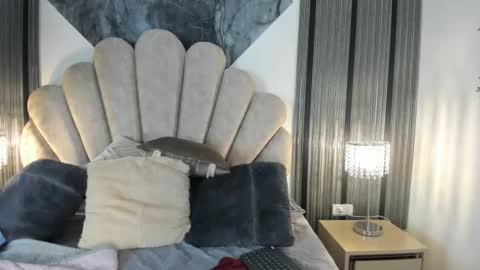 Snapshot of 1naughty_milf chatting on December 2025 12:03:02 PM Luisa online show from December 2025 12:03:02 PM