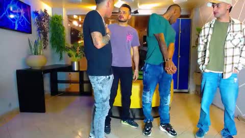 Snapshot of 1pushman chatting on September 2025 11:03:01 AM pushman online show from September 2025 11:03:01 AM