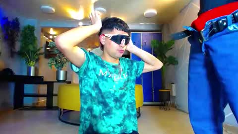 Snapshot of 1pushman chatting on October 2025 11:02:01 AM pushman online show from October 2025 11:02:01 AM