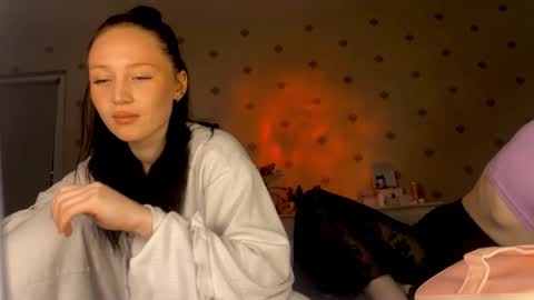 Snapshot of 1rapunzel chatting on December 2025 08:24:02 PM 1rapunzel online show from December 2025 08:24:02 PM