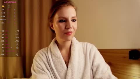 VICTORIA online show from October 2025 01:11:01 AM