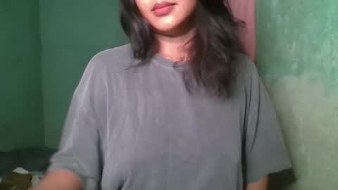 1smile4u online show from November 2025 03:47:02 PM