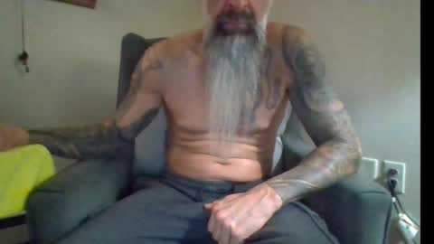 1theone12 online show from December 2025 02:21:01 AM