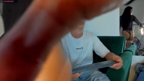 1Threestar online show from November 2025 01:26:02 AM