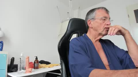 Henk online show from October 2025 11:09:02 AM