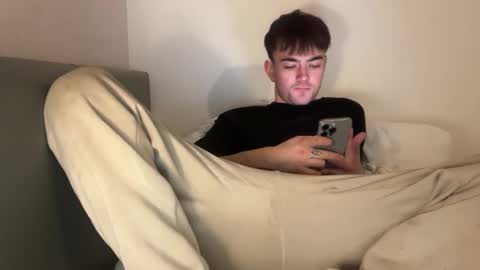 21boybifun online show from April 2026 08:53:01 PM