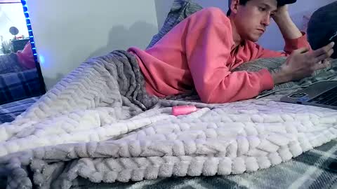 AlecurClit online show from January 2025 04:01:01 AM