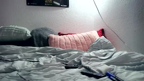 AlecurClit online show from February 2025 03:20:01 AM